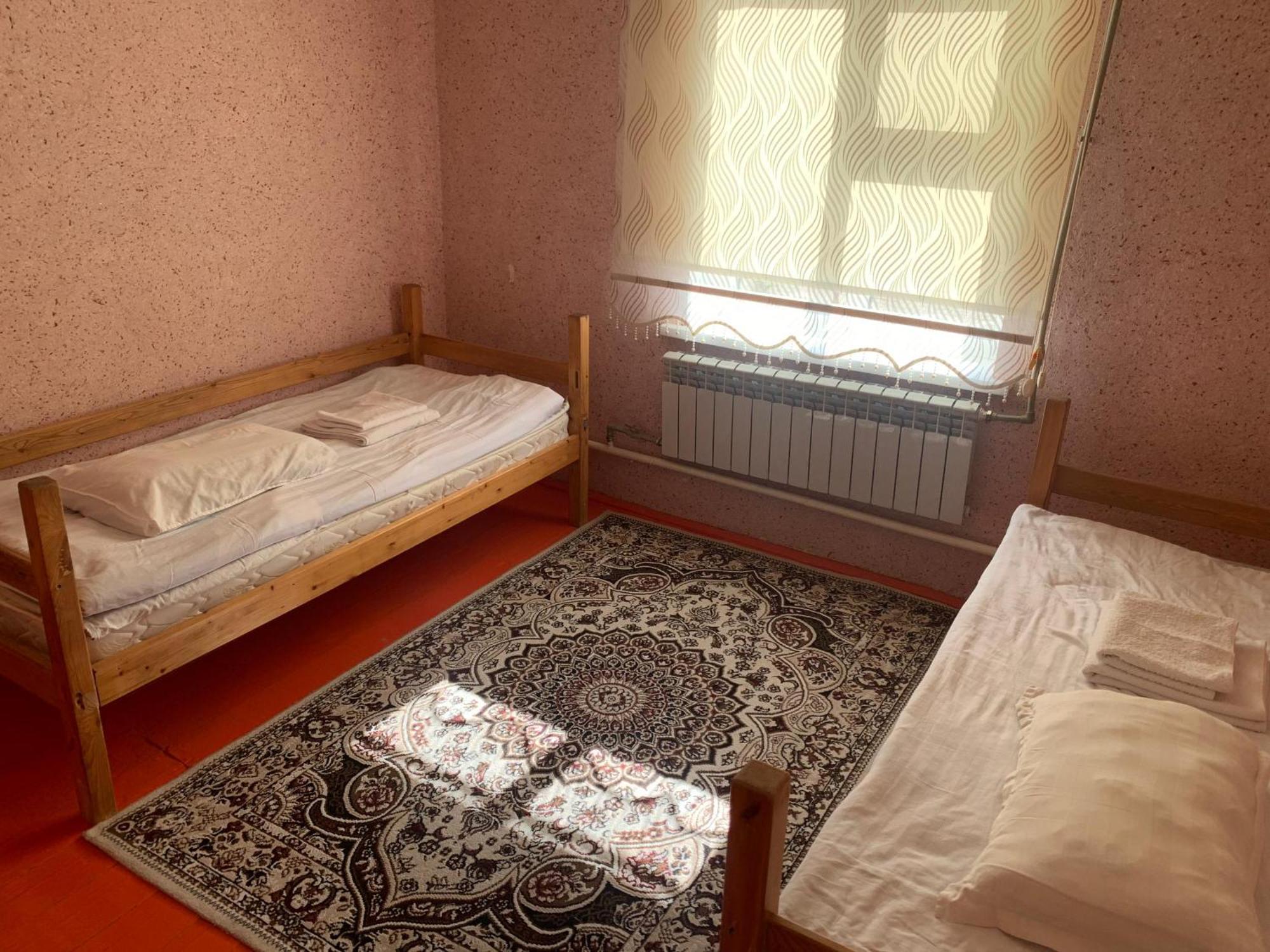 Naryn Guest House Exterior photo